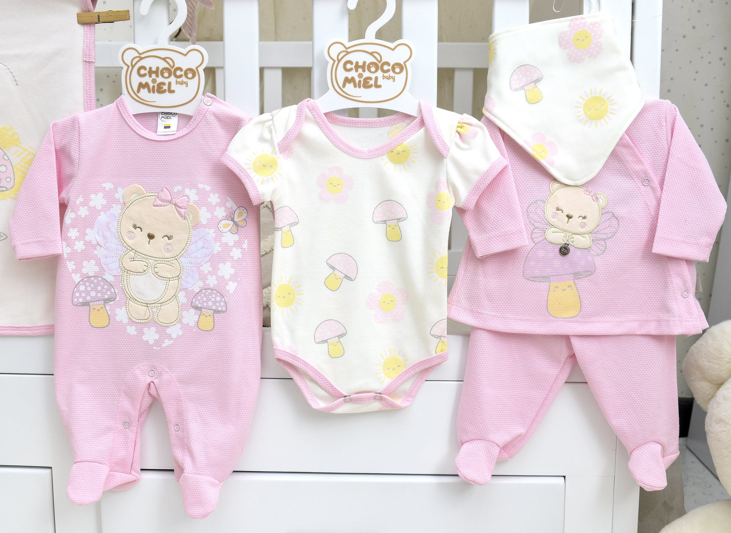 Primer día osita Baby ángel niña