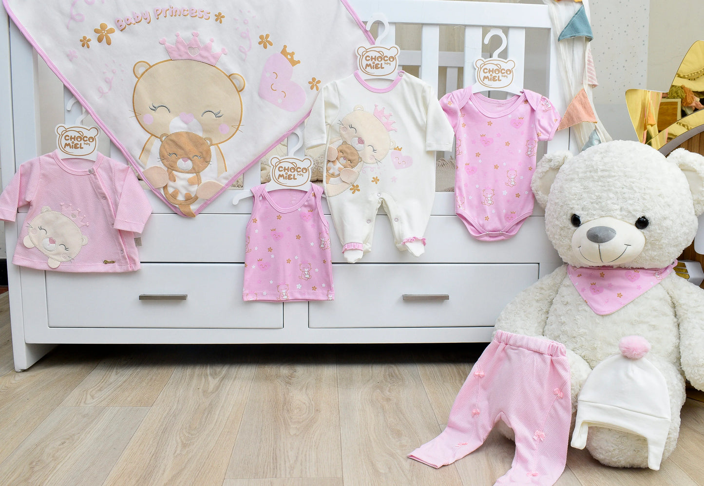 Primer dia baby nutria niña