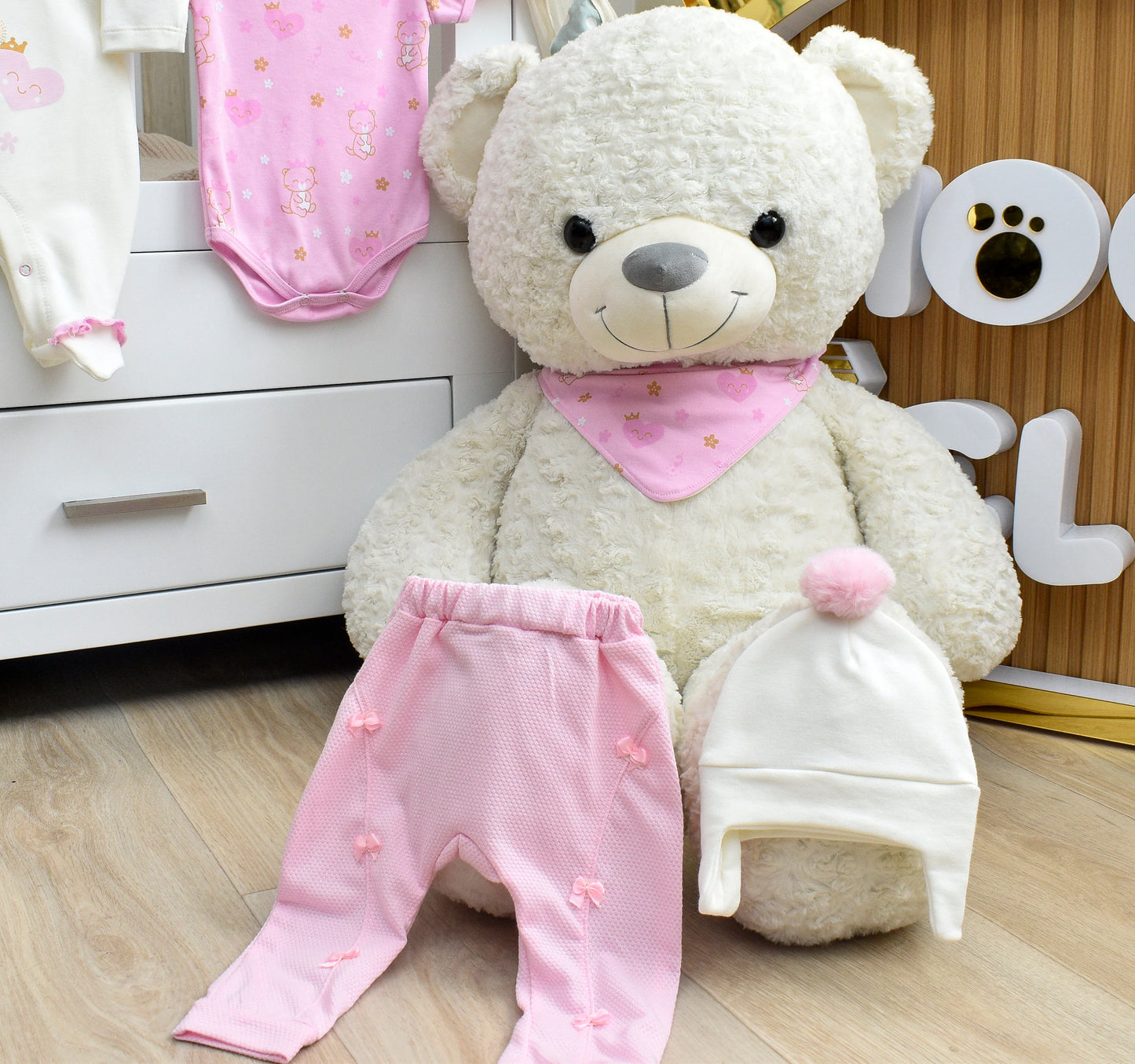 Primer dia baby nutria niña